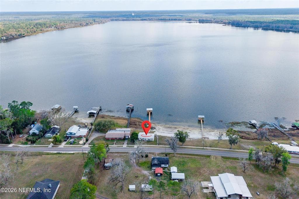7932 SW COUNTY ROAD 18 photo 3