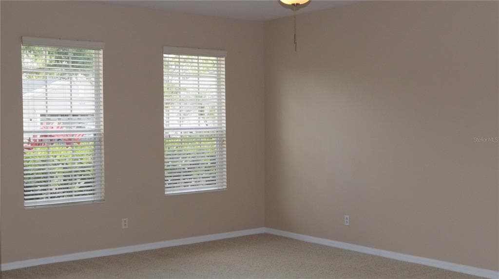 2552 HOBBLEBRUSH DRIVE photo 3