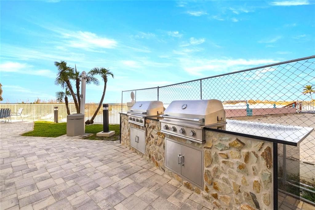 4950 GULF BOULEVARD 308 photo 10