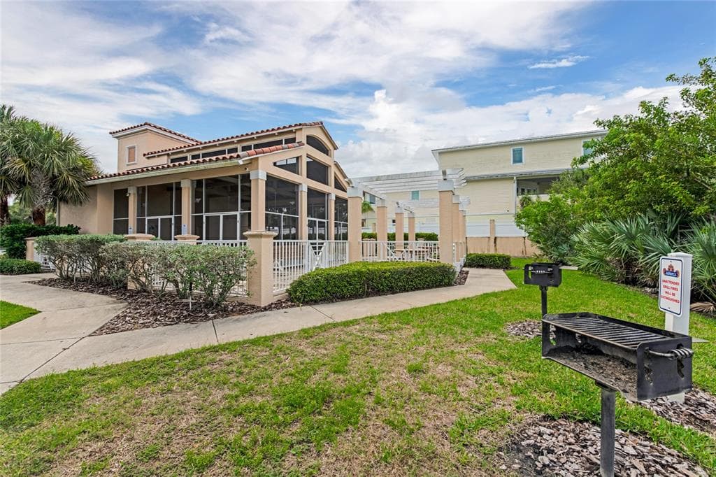 250 MINORCA BEACH WAY 203 photo 18