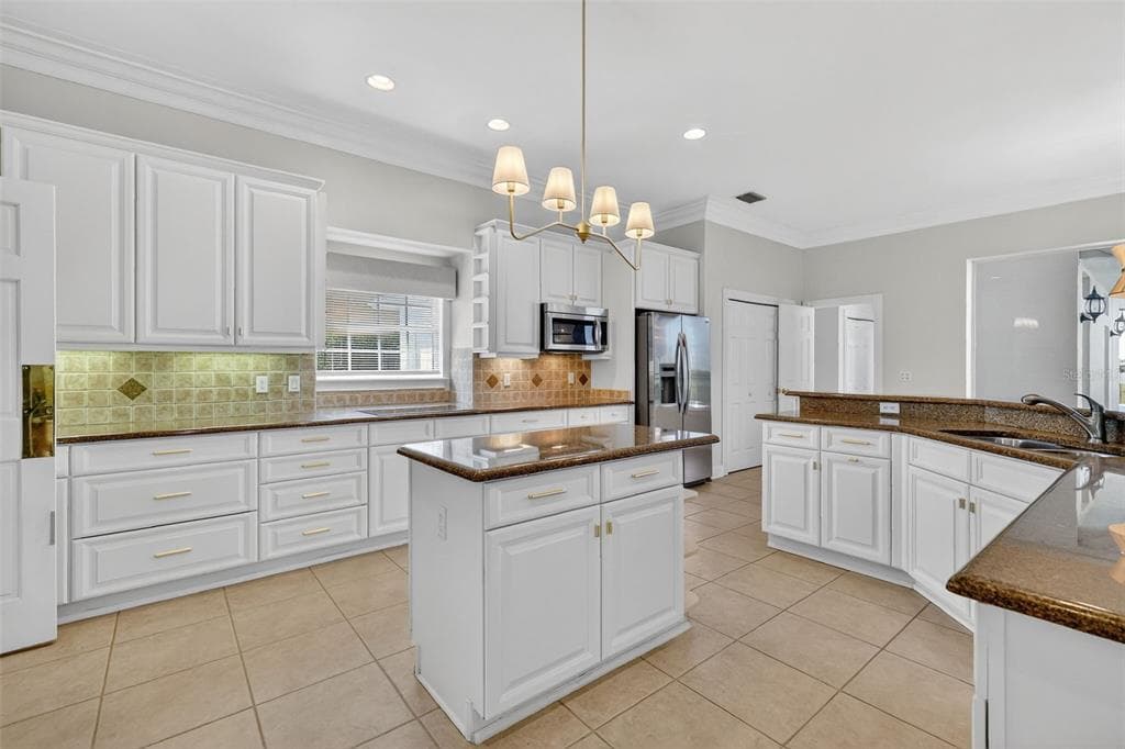 1741 EDGEWATER DRIVE photo 19