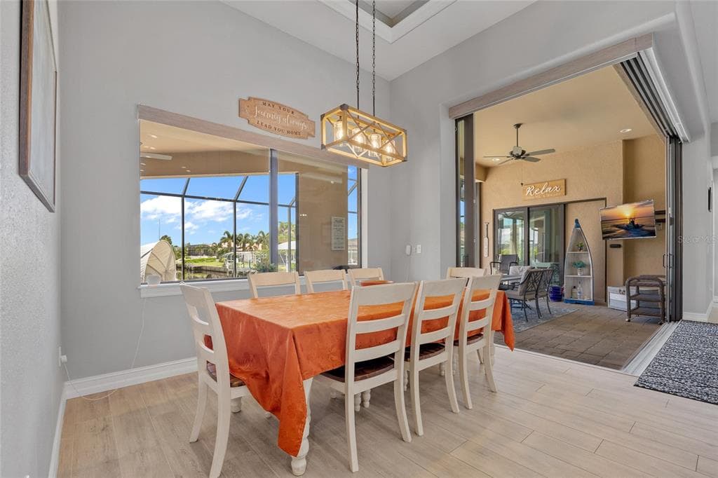 4286 HARBOR BOULEVARD photo 13