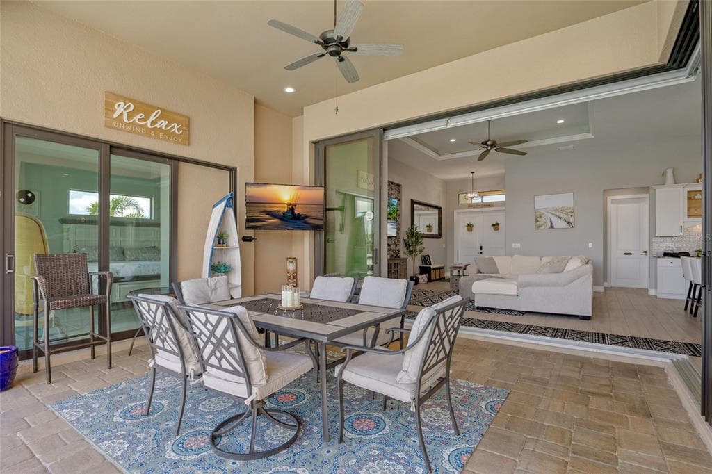 4286 HARBOR BOULEVARD photo 25