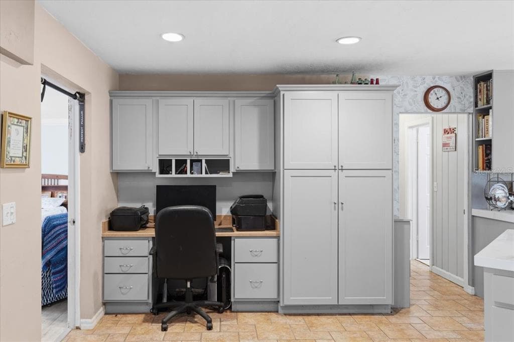 8386 AUSTIN ROAD photo 21