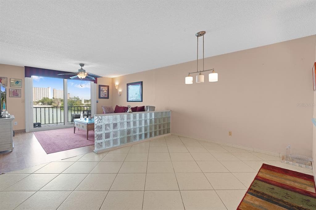 7401 BAY ISLAND DRIVE S 337 photo 21
