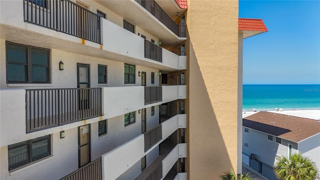18304 GULF BOULEVARD 505 photo 25