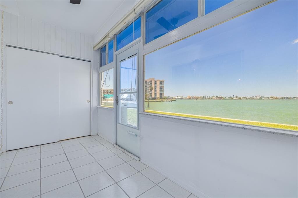 250 126TH AVENUE 104 photo 18