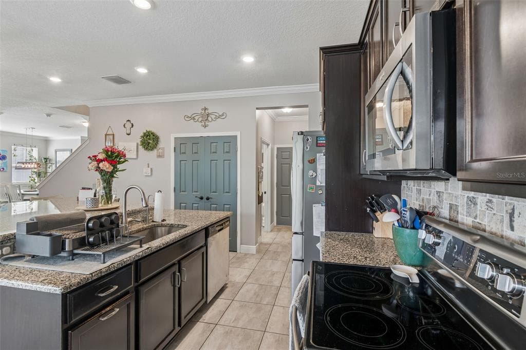 12312 LAKE BLVD photo 20