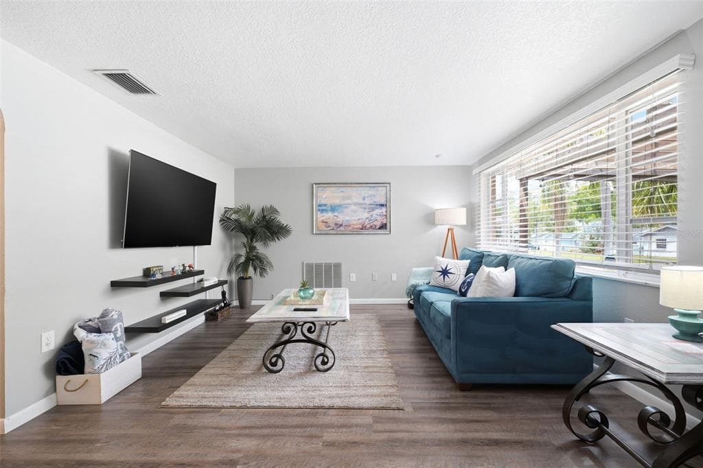 51 CYPRESS DRIVE photo 6