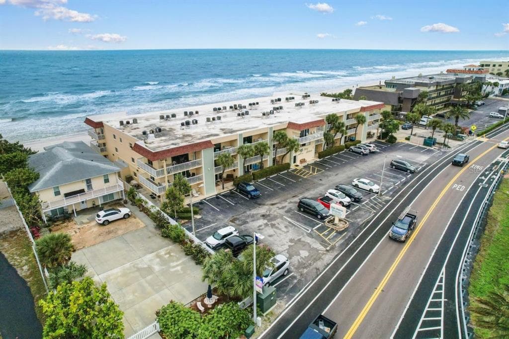 50 GULF BOULEVARD 206 photo 4