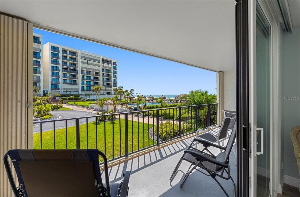 1400 GULF BOULEVARD 101 photo 23