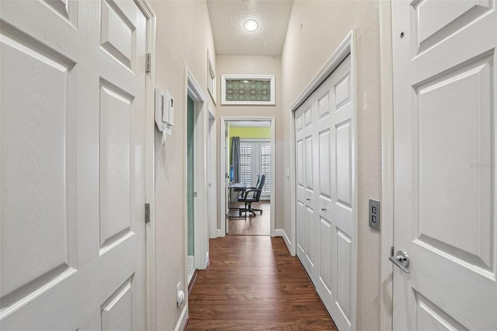 113 YACHT CLUB CIRCLE photo 17