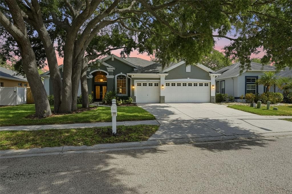 1725 RIVER WATCH BOULEVARD photo 1