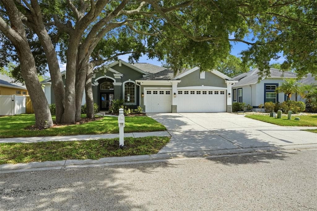 1725 RIVER WATCH BOULEVARD photo 5