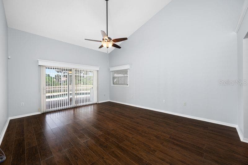 5321 GARDENS DR photo 23