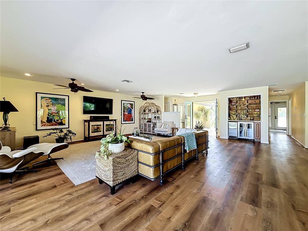 2162 W VINA DEL MAR BOULEVARD photo 23