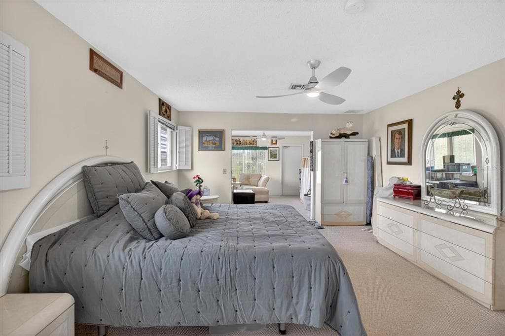 4190 STROMBUS ROAD photo 24