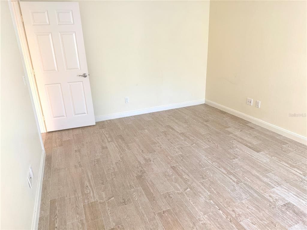 6214 ERICE STREET photo 23