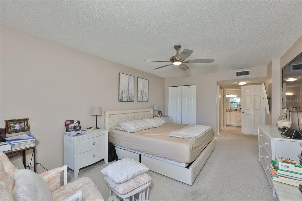 5400 PARK STREET N 208 photo 16