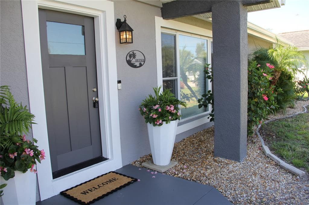 2824 SHANNON DRIVE photo 3