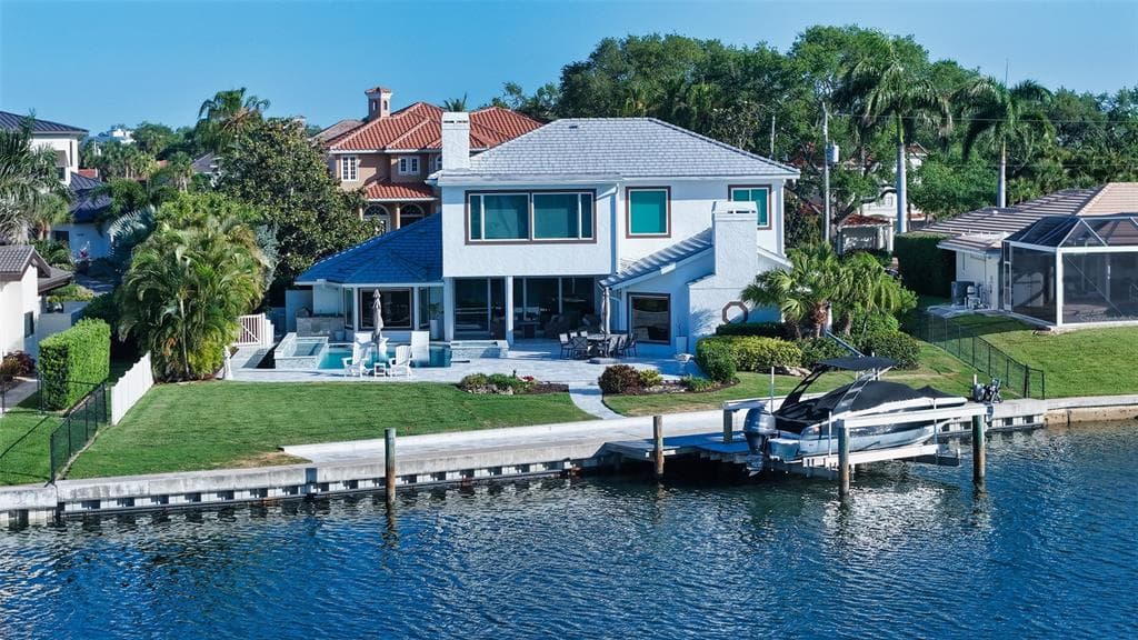 7689 COVE TERRACE photo 1