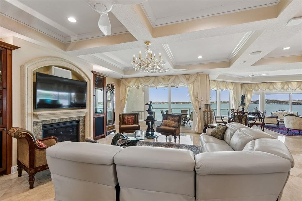1203 BAY DRIVE photo 6