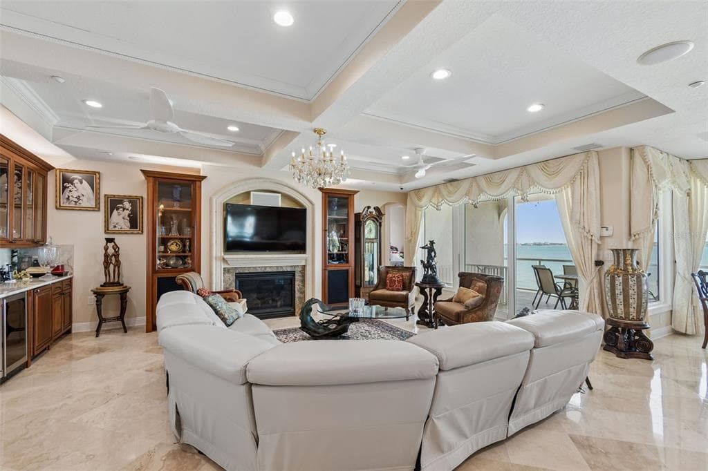 1203 BAY DRIVE photo 7