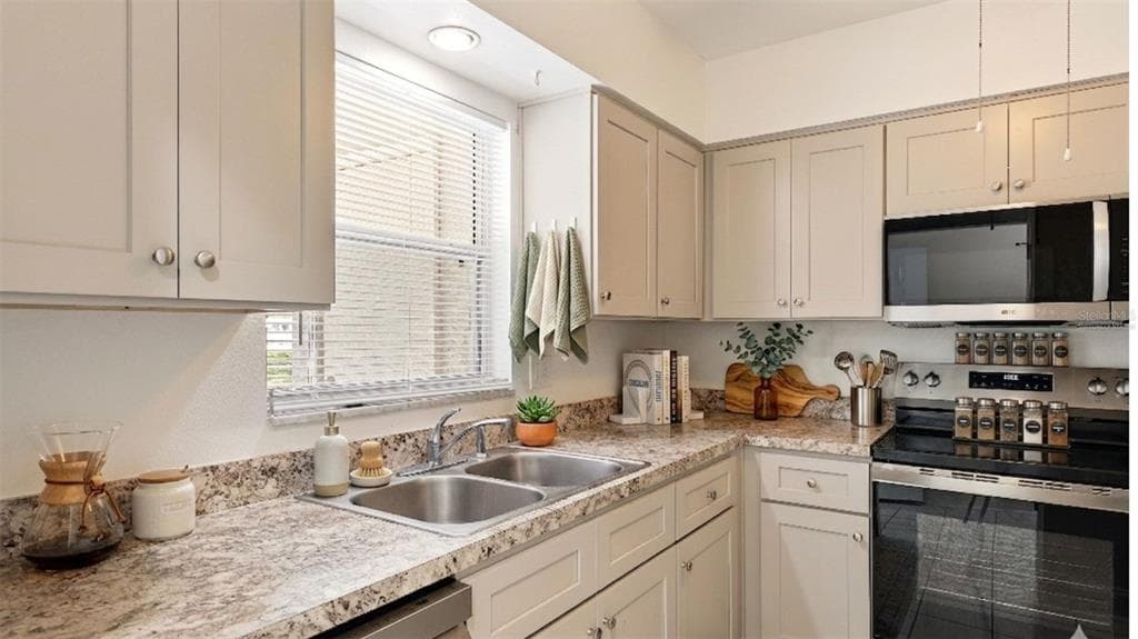 9914 SEBASTIAN COURT photo 20