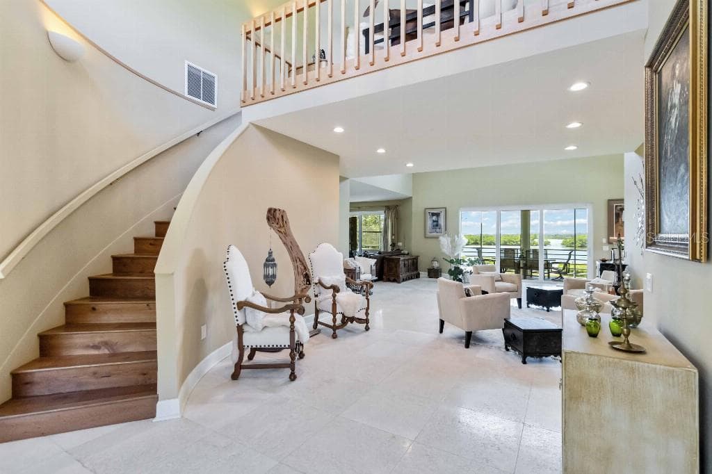 6511 BAYSHORE ROAD photo 8