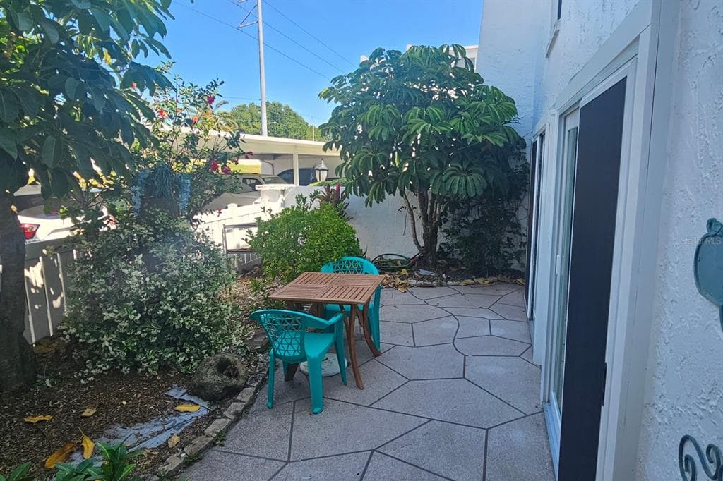 1655 S HIGHLAND AVENUE J187 photo 21