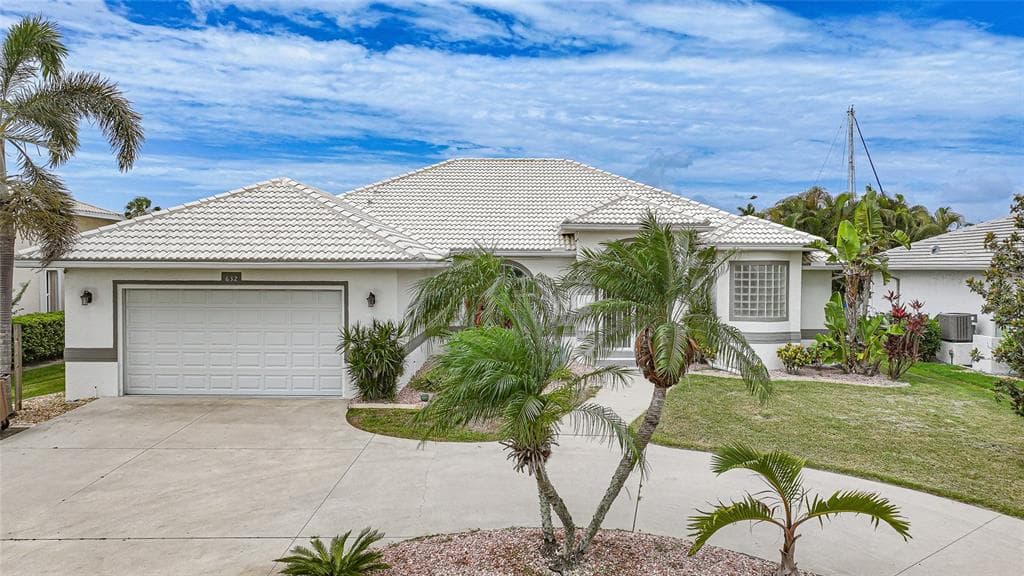 632 MONACO DRIVE photo 3