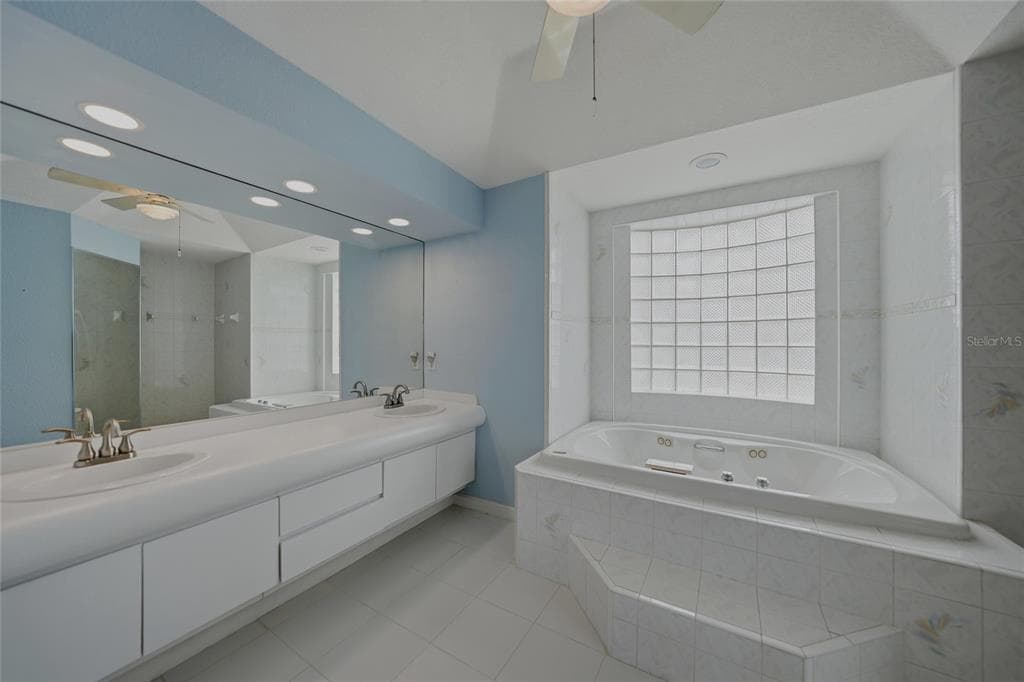 632 MONACO DRIVE photo 20