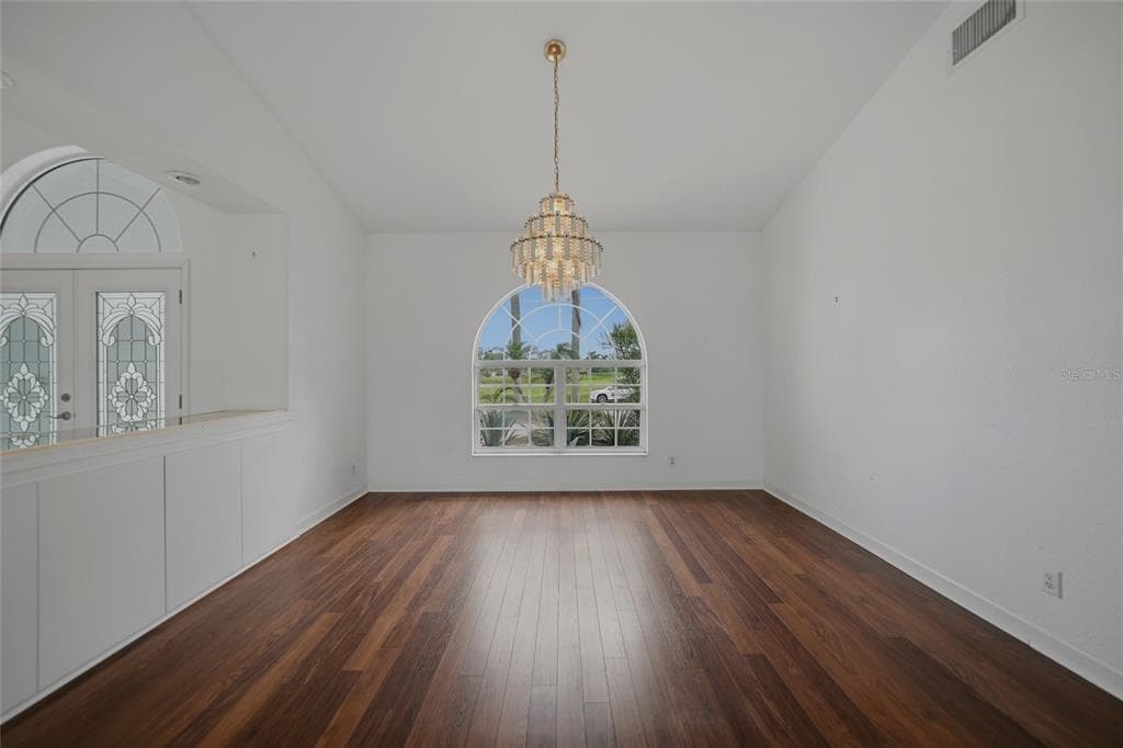 632 MONACO DRIVE photo 10