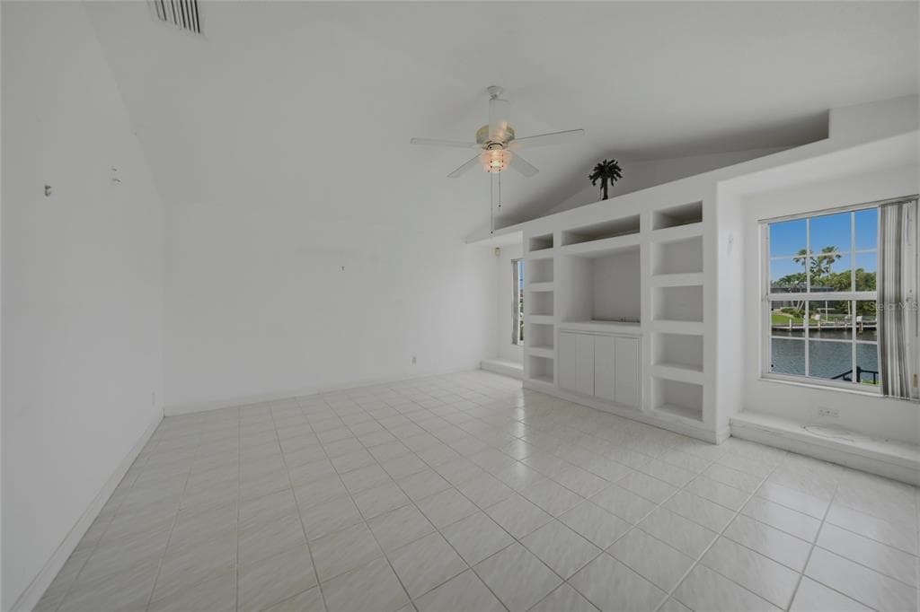 632 MONACO DRIVE photo 14
