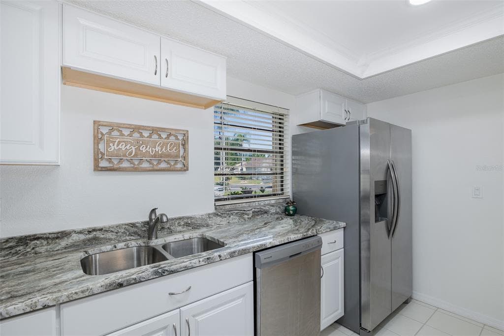 110 INGRID PLACE photo 14