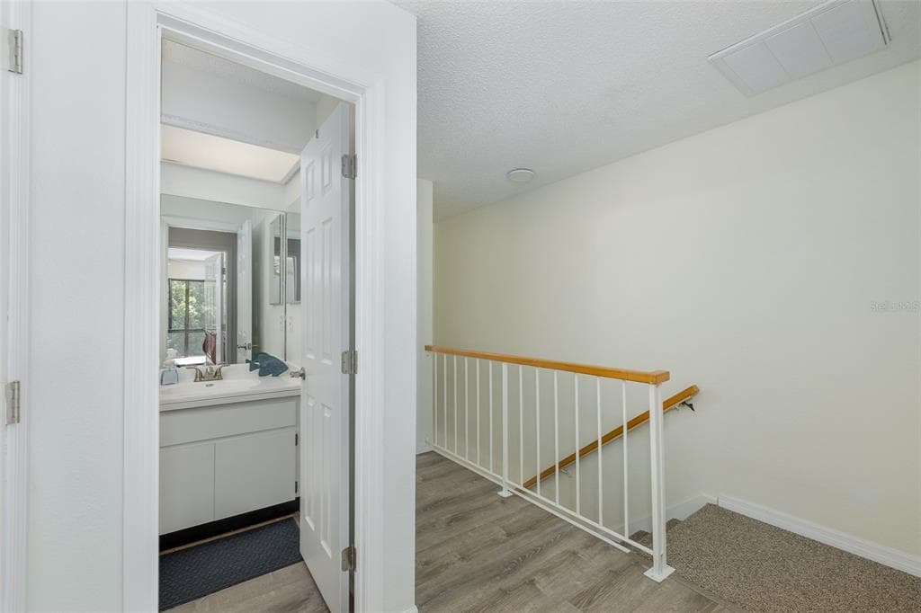 110 INGRID PLACE photo 19