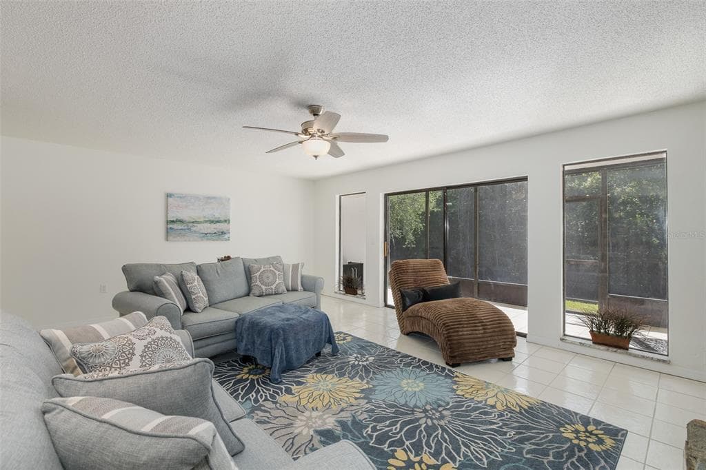 110 INGRID PLACE photo 8