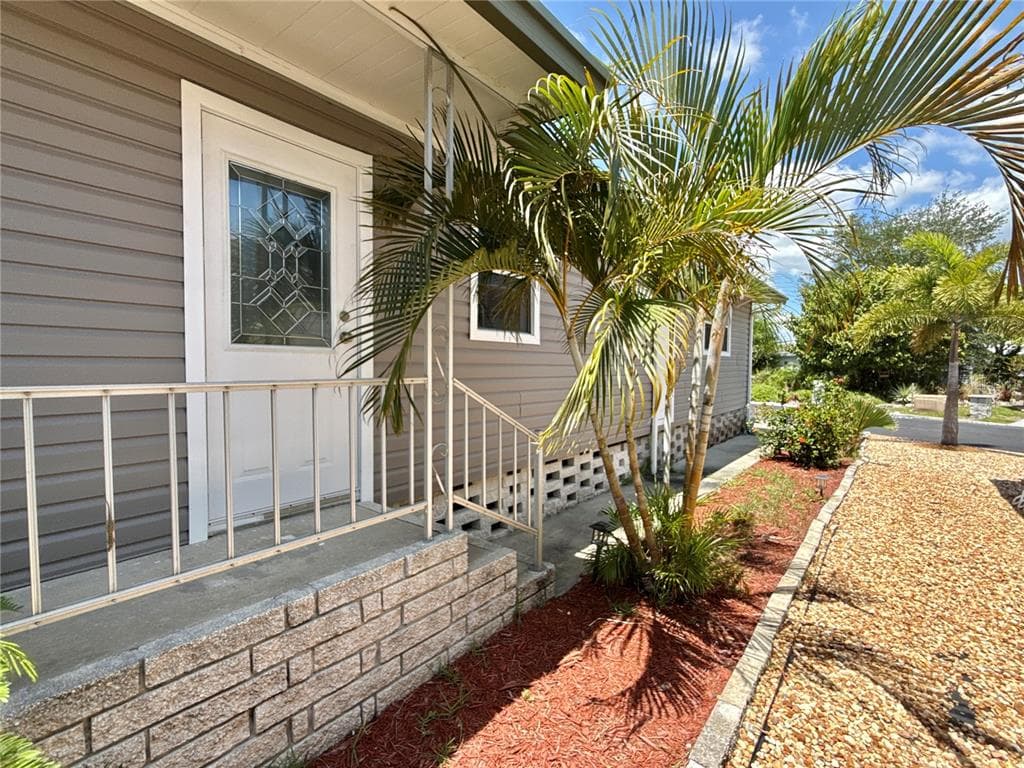 460 MOUNT OAK AVENUE NE 745 photo 24
