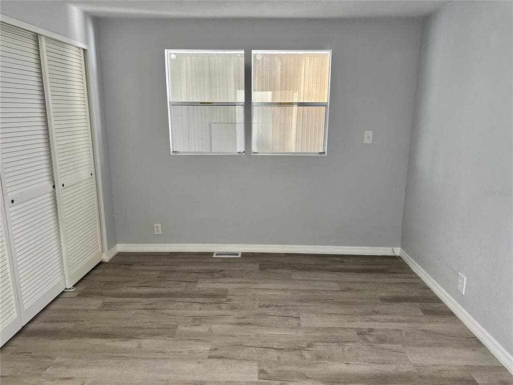 460 MOUNT OAK AVENUE NE 745 photo 18