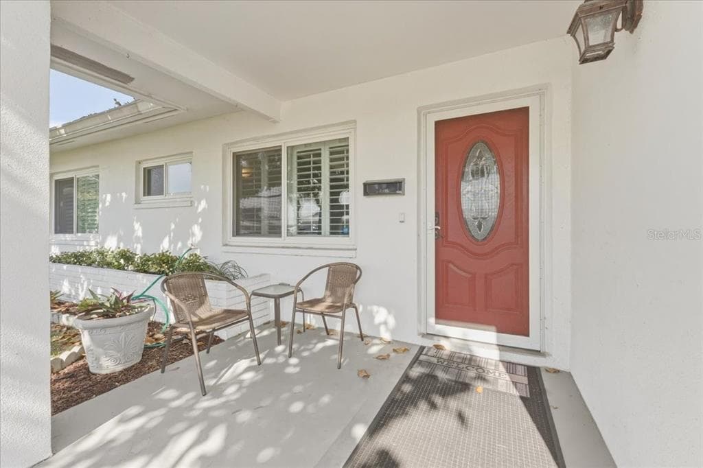9875 MAINLANDS BOULEVARD W photo 3