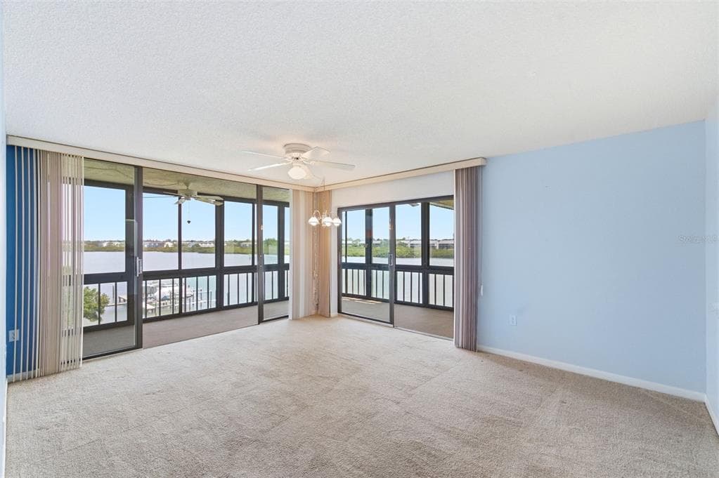 19701 GULF BOULEVARD 417 photo 8