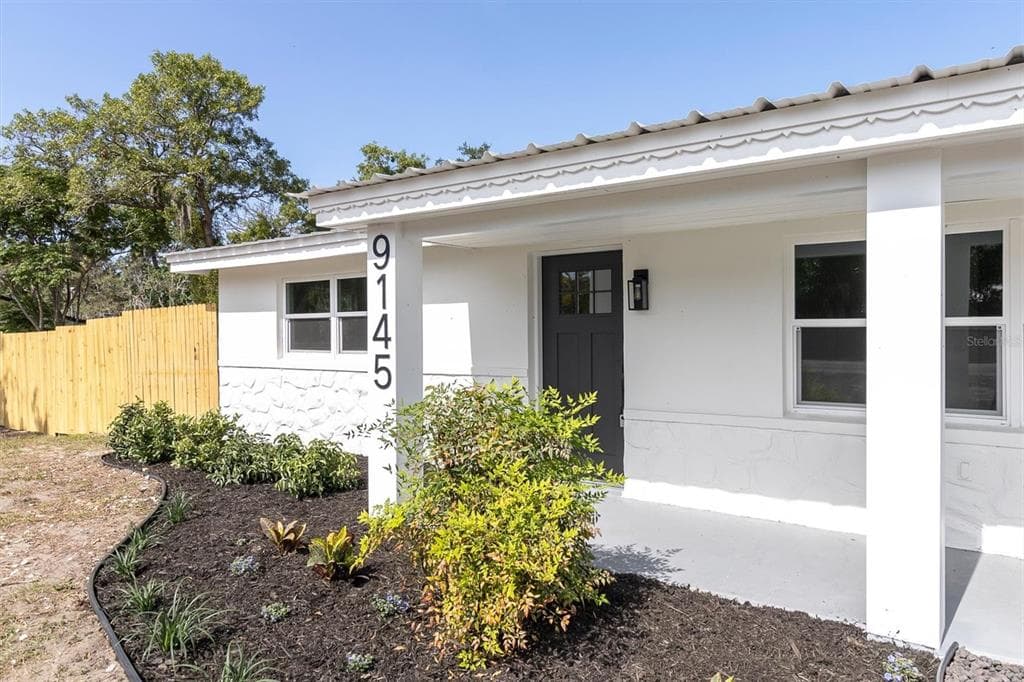 9145 OSCEOLA DRIVE photo 3