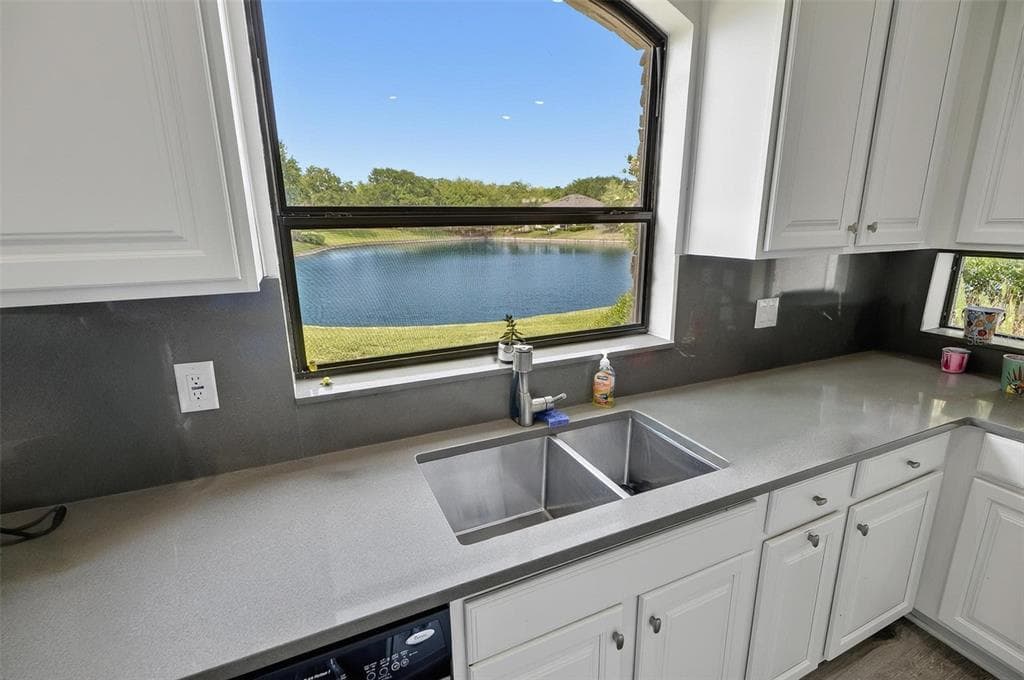 5 SANDPIPER COURT photo 6