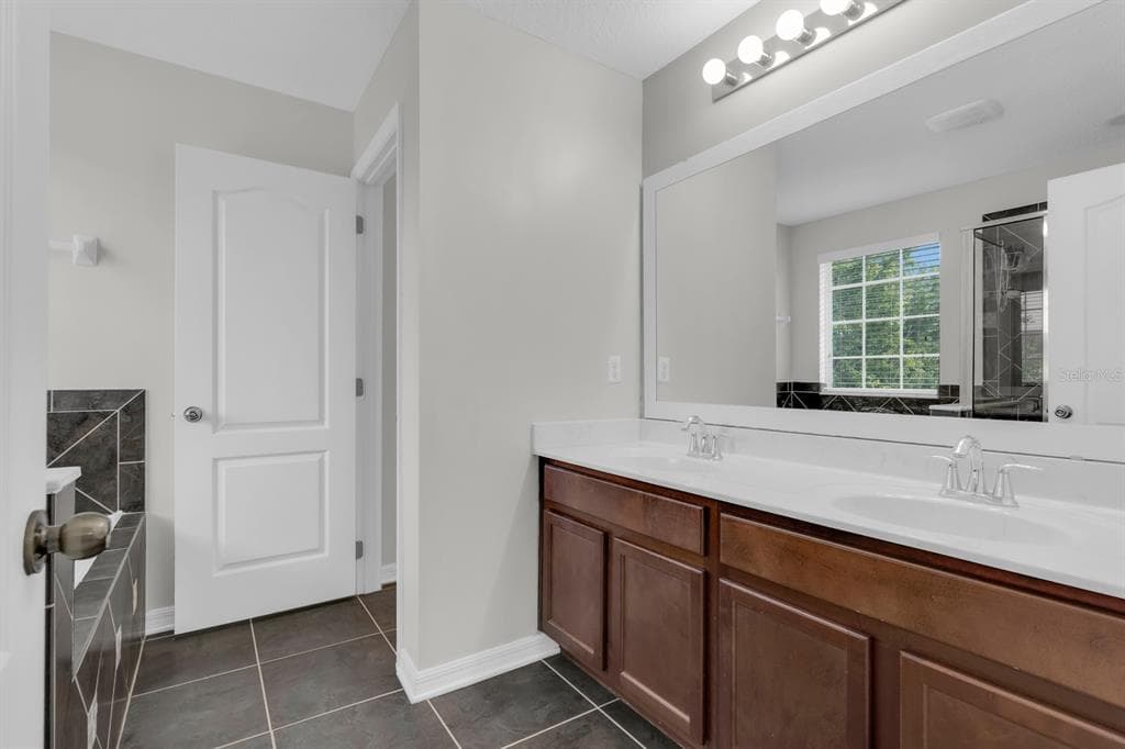2726 RIVER LANDING DRIVE photo 14