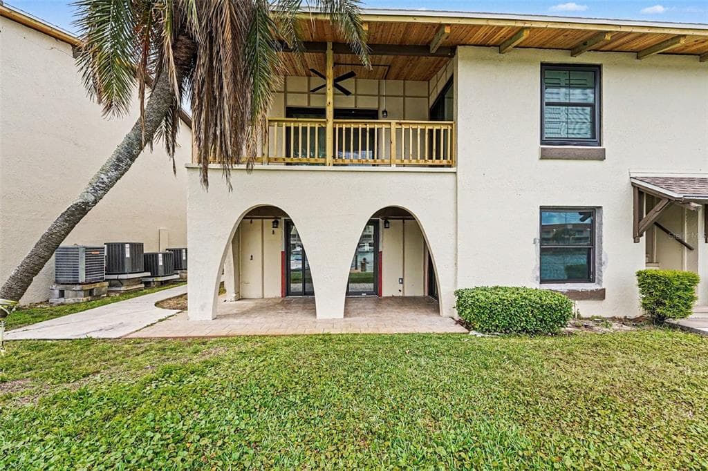 546 PLAZA SEVILLE COURT 85 photo 16