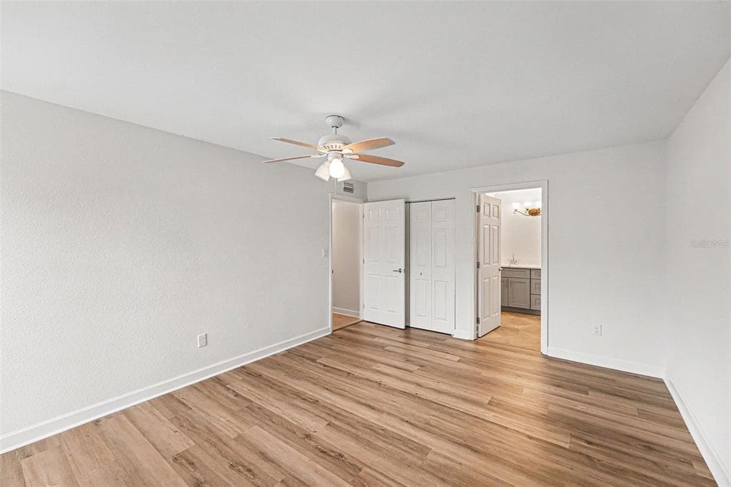 546 PLAZA SEVILLE COURT 85 photo 8