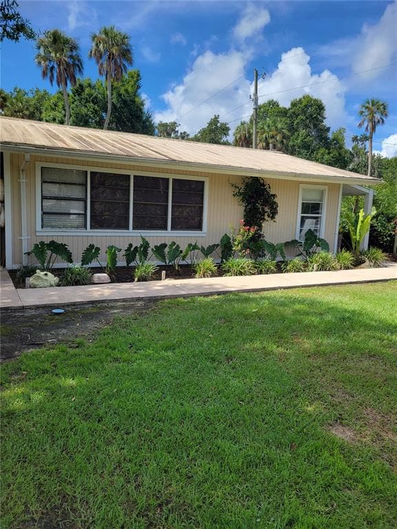 5031 VALENCIA STREET photo 2
