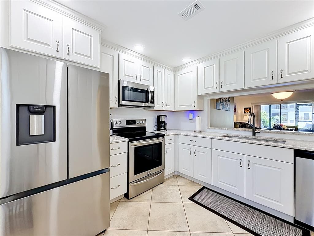 2650 COUNTRYSIDE BOULEVARD E103 photo 5