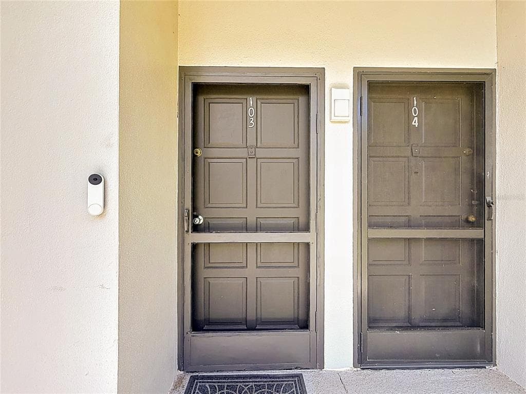 2650 COUNTRYSIDE BOULEVARD E103 photo 4