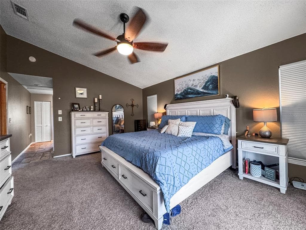 4966 ROBIN TRAIL photo 20